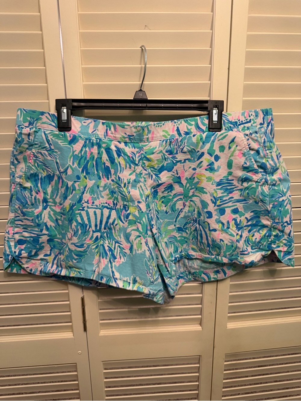 Lilly Pulitzer Blue & Pink Tropical Print Shorts
